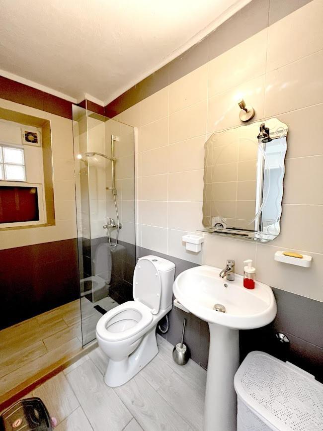 Brunari Apartment Vlore Bagian luar foto
